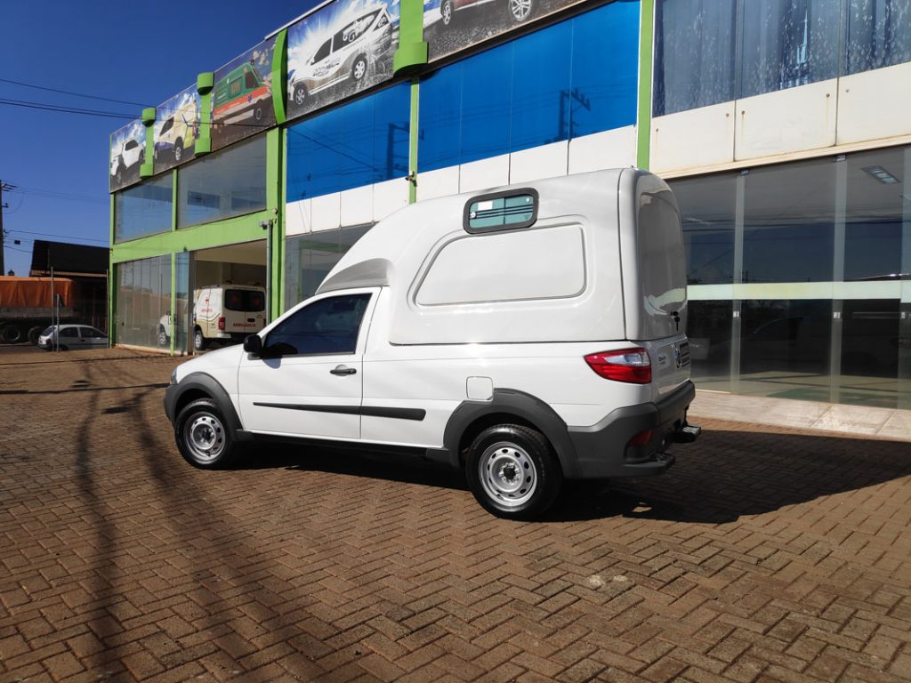 Capota de Fibra para Fiat Strada Carga alta.